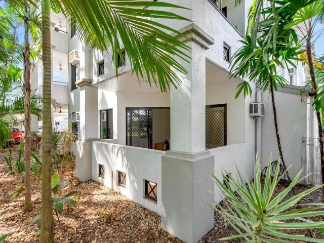 Apartment for sale in Cairns North, Cairns