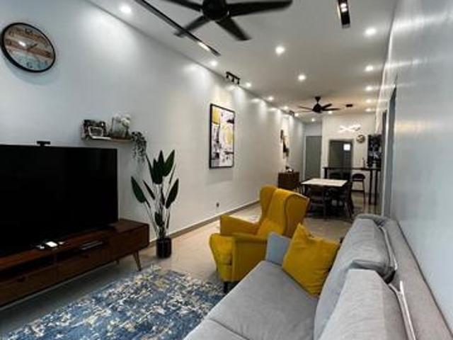Townhouse for sale in Tanjong Sepat, Selangor