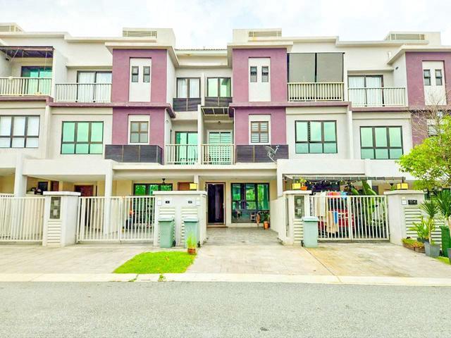 Townhouse for sale in Kajang, Langat