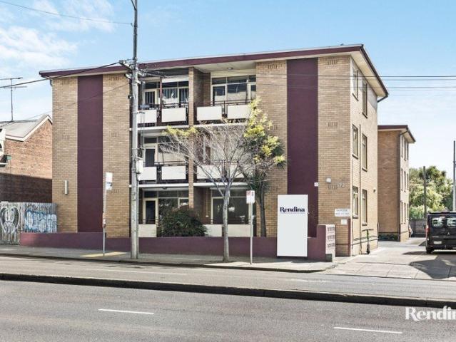 Apartment for rent in Carlton North, Melbourne