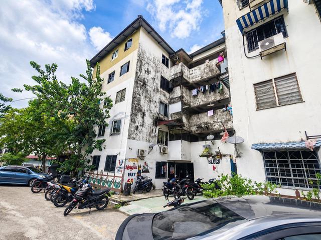 Flat for sale in Petaling, Subang Jaya