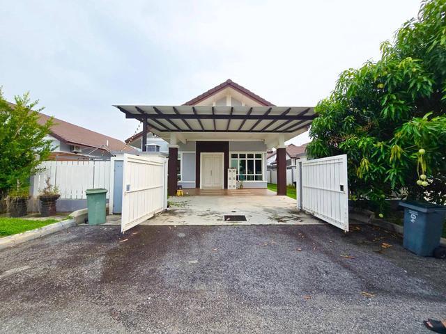 Bungalow for sale in Senawang, Seremban
