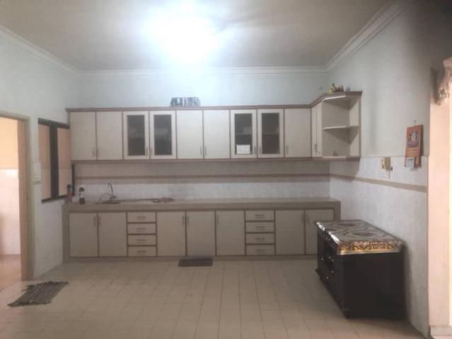 Terraced House for sale in Malaka