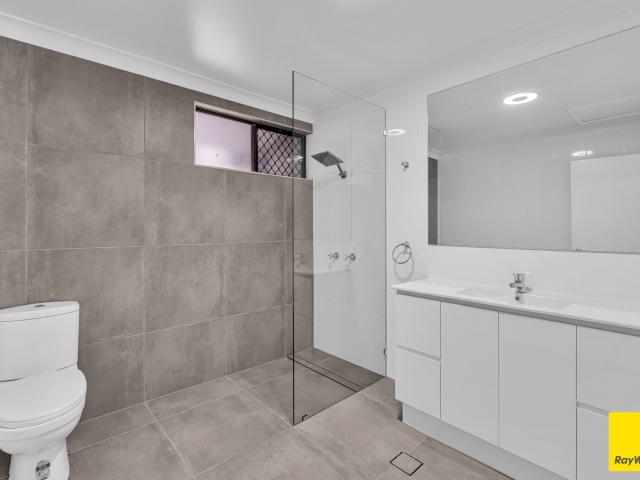 Duplex for sale in Holloways Beach, Queensland