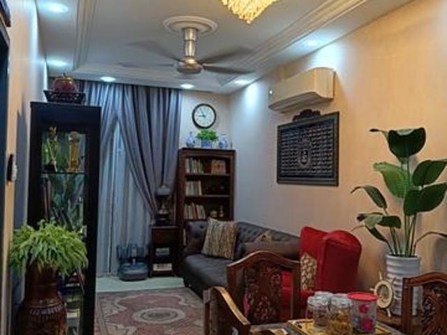 Apartment for sale in Tanjong Sepat, Selangor