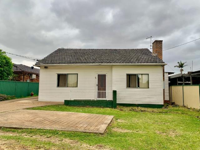 House for rent in Fairfield Heights, New South Wales