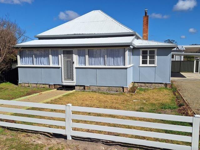 House for sale in Stanthorpe, Queensland