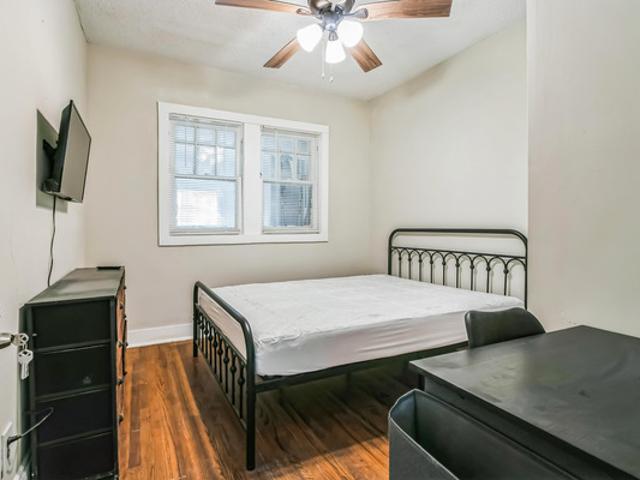 Room for rent in East Point, Georgia
