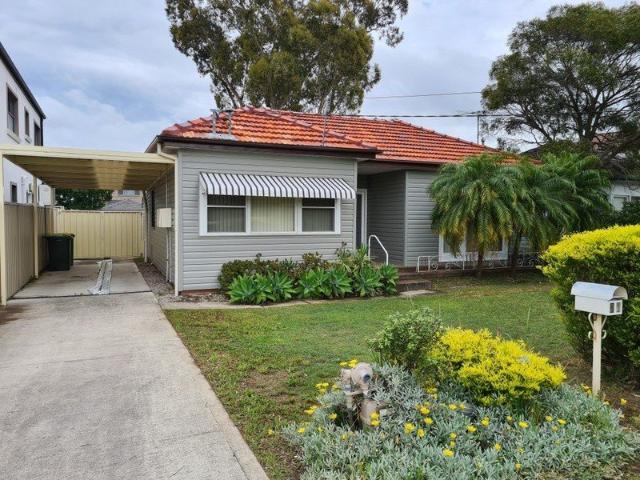House for rent in Revesby Heights, Sydney