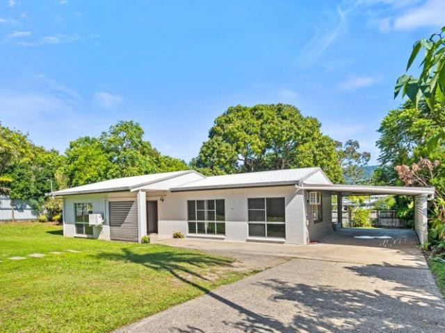 House for sale in Kewarra Beach, Queensland