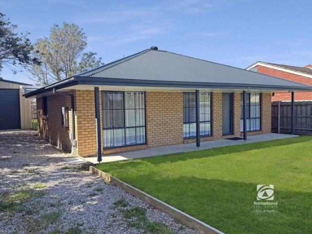 House for sale in Cunninghame, Lakes Entrance