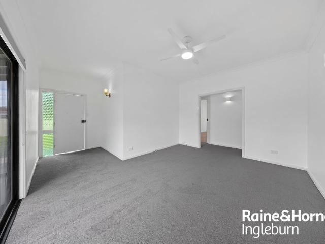 House for rent in Ingleburn, Sydney