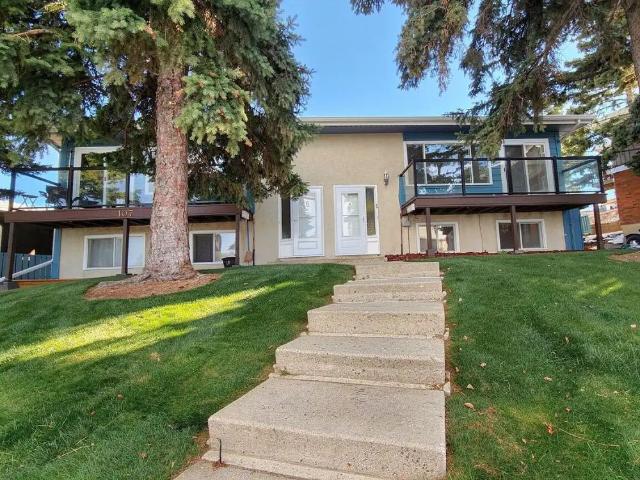 Townhouse for rent in Huntington Hills, Calgary