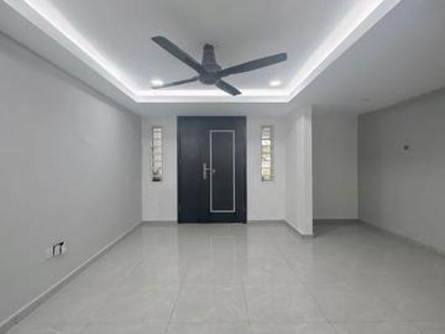 Terraced House for sale in Petaling, Damansara Damai