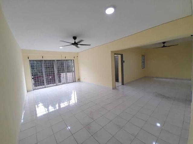 Apartment for sale in Bandar Sunway
