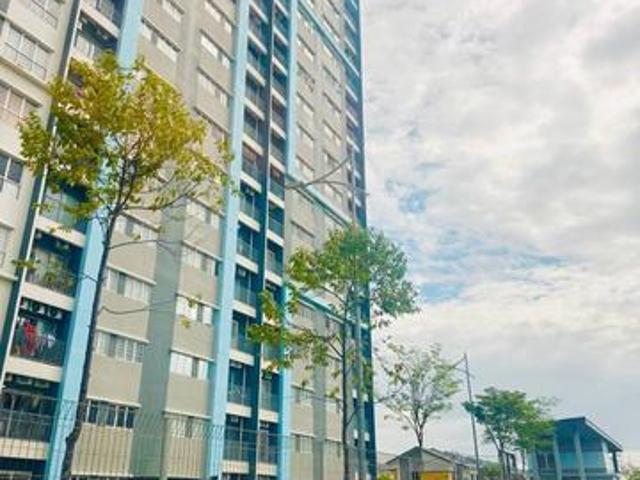 Serviced Residence for sale in Tanjong Sepat, Selangor