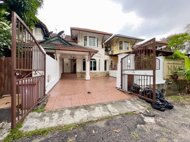 Terraced House for sale in Country Heights Damansara, Kuala Lumpur