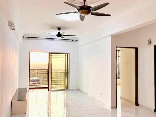 Apartment for sale in Petaling, Alam Impian