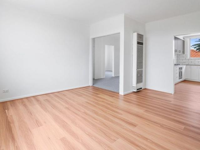 Apartment for rent in Elwood, Melbourne