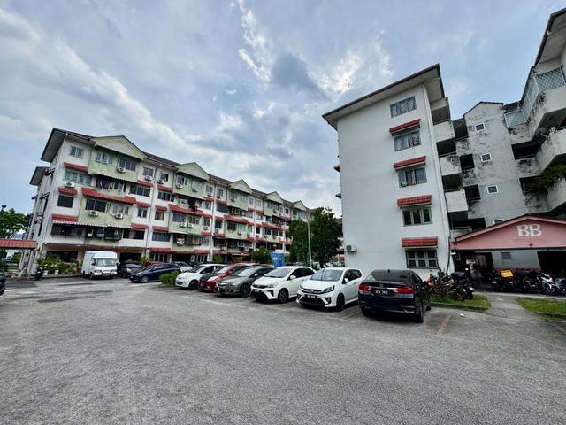 Apartment for sale in Langat, Selangor