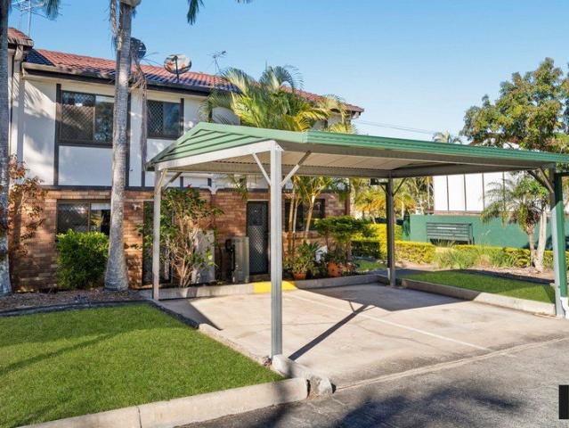 Townhouse for sale in Toombul, Queensland