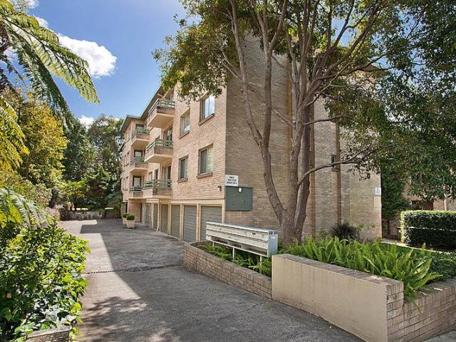 Apartment for rent in Lower North Shore, Sydney