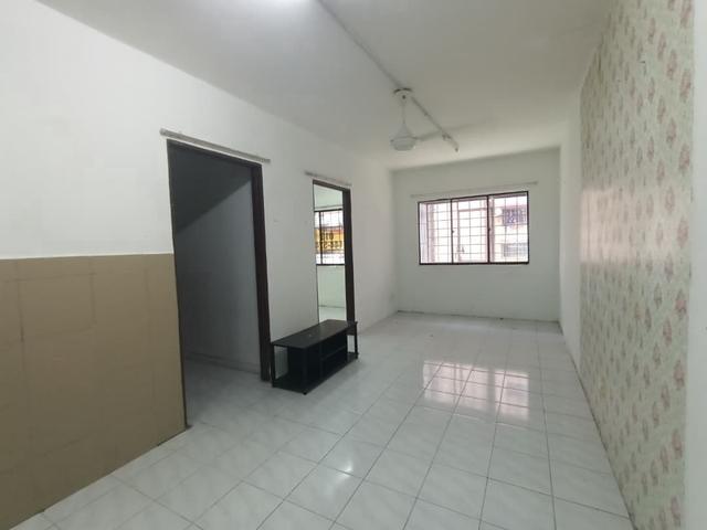 Apartment for sale in Petaling, Damansara Damai