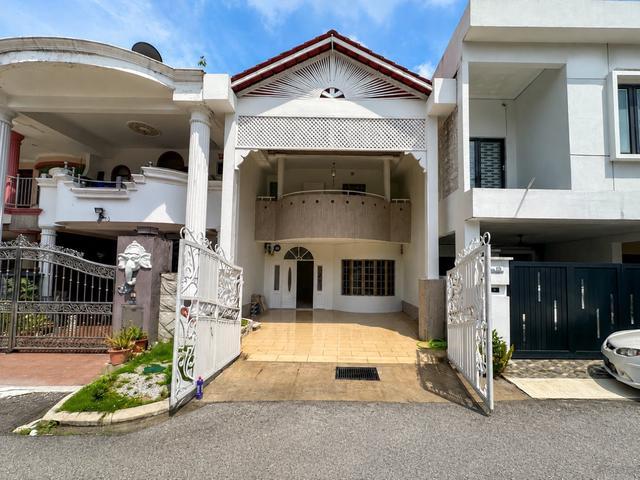 Terraced House for sale in Country Heights Damansara, Kuala Lumpur