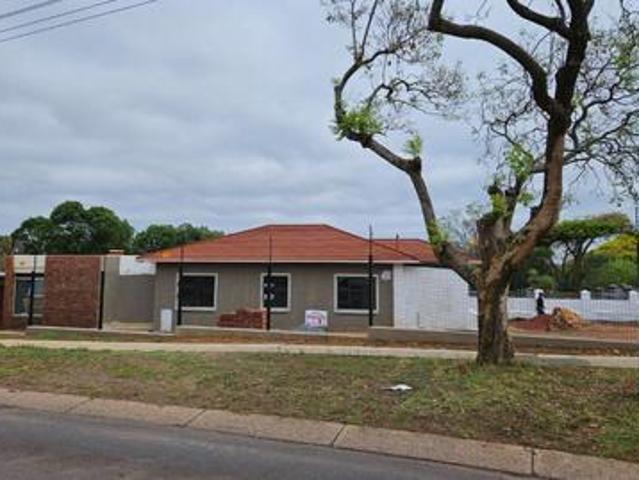 Commercial for sale in Waterkloof, Gauteng