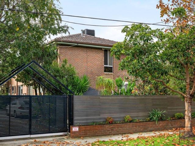 Apartment for sale in Camerons Creek, Victoria