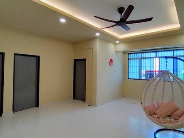Apartment for sale in Wellesley, Penang