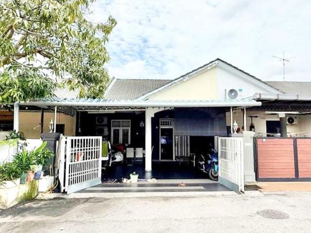 Terraced House for sale in Cheng, Malaka