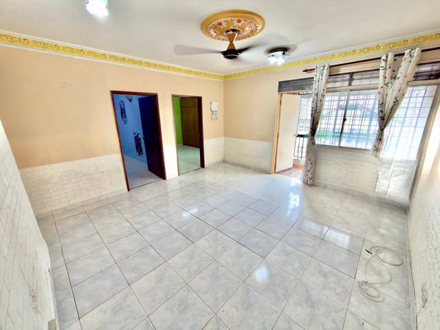 Apartment for sale in Langat, Selangor