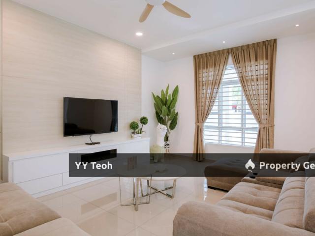 Residential House for sale in Malaka