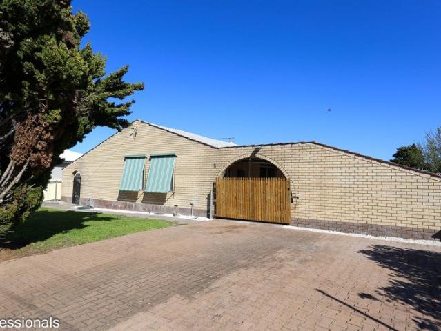 House for sale in Esperance, Western Australia