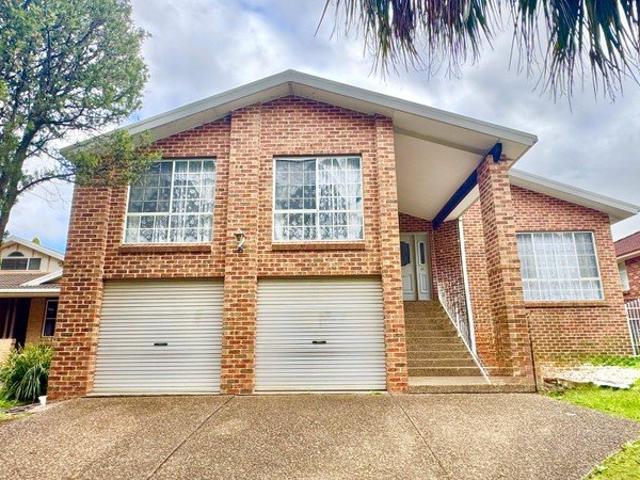 House for rent in Edensor Park, Sydney