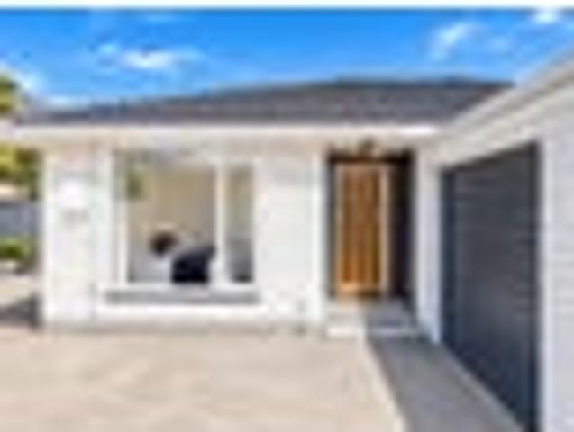 House for sale in Chaslands, Canterbury