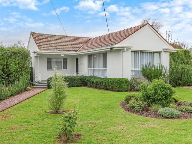 House for sale in Mortlake, Victoria