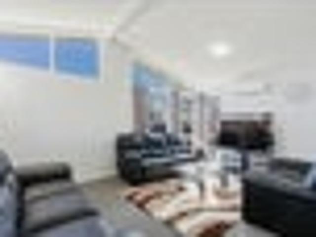 House for sale in Melville