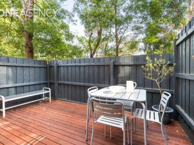 Townhouse for sale in Camerons Creek, Victoria