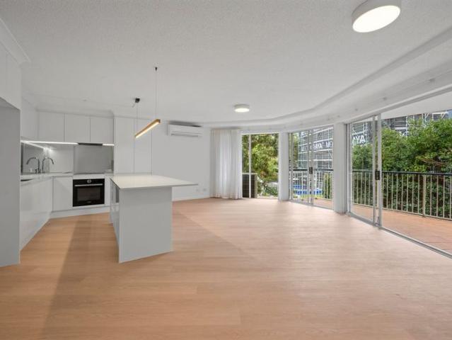 Apartment for rent in Kangaroo Point, Greater Brisbane