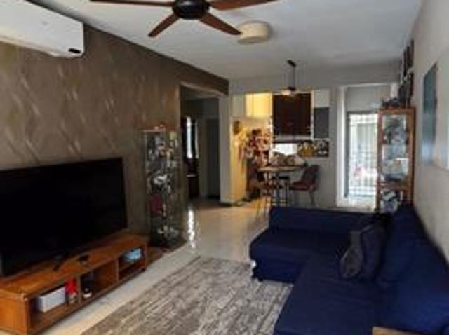 Apartment for sale in Petaling, Damansara Damai