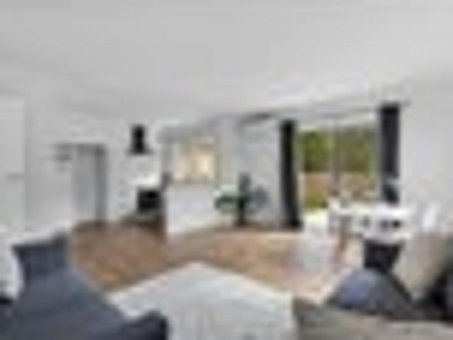 House for sale in Avondale