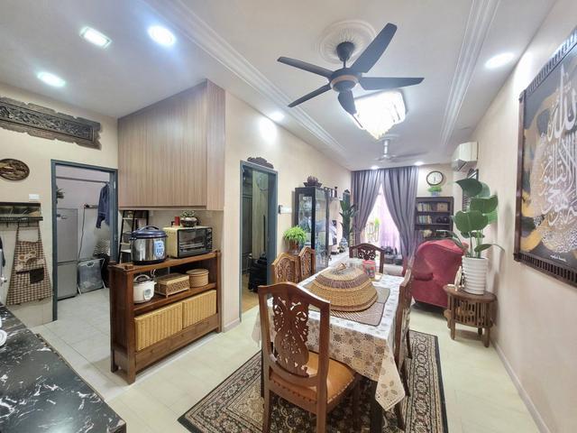 Apartment for sale in Tanjong Sepat, Selangor