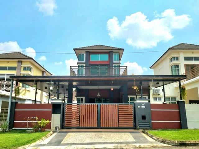 Residential House for sale in Sendayan Village, Negeri Sembilan