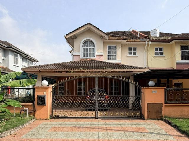 Residential House for sale in Kulai, Johor