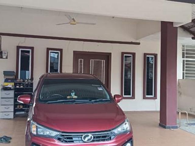 Residential House for sale in Tanjong Sepat, Selangor