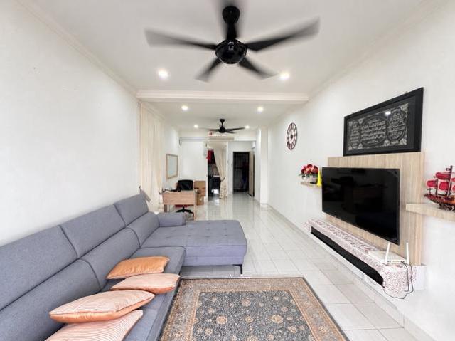 Serviced Residence for sale in Petaling, Subang Jaya