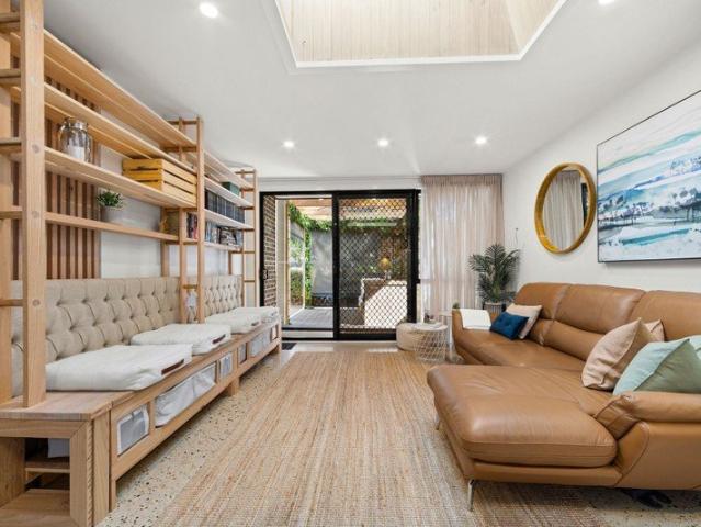 Villa for sale in Camerons Creek, Victoria