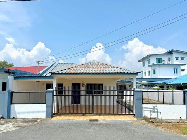 Residential House for sale in Long Miri, Sarawak